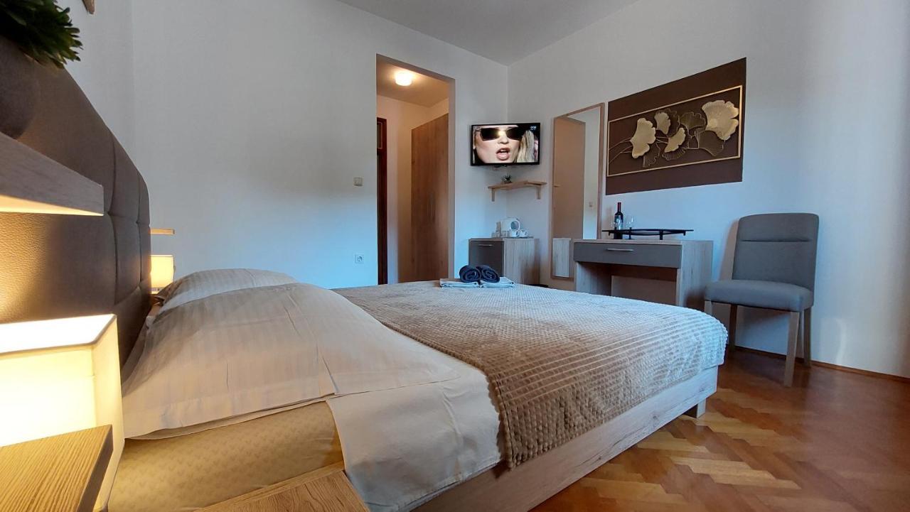 Villa Salvia Rooms And Apartments Rovinj Eksteriør bilde