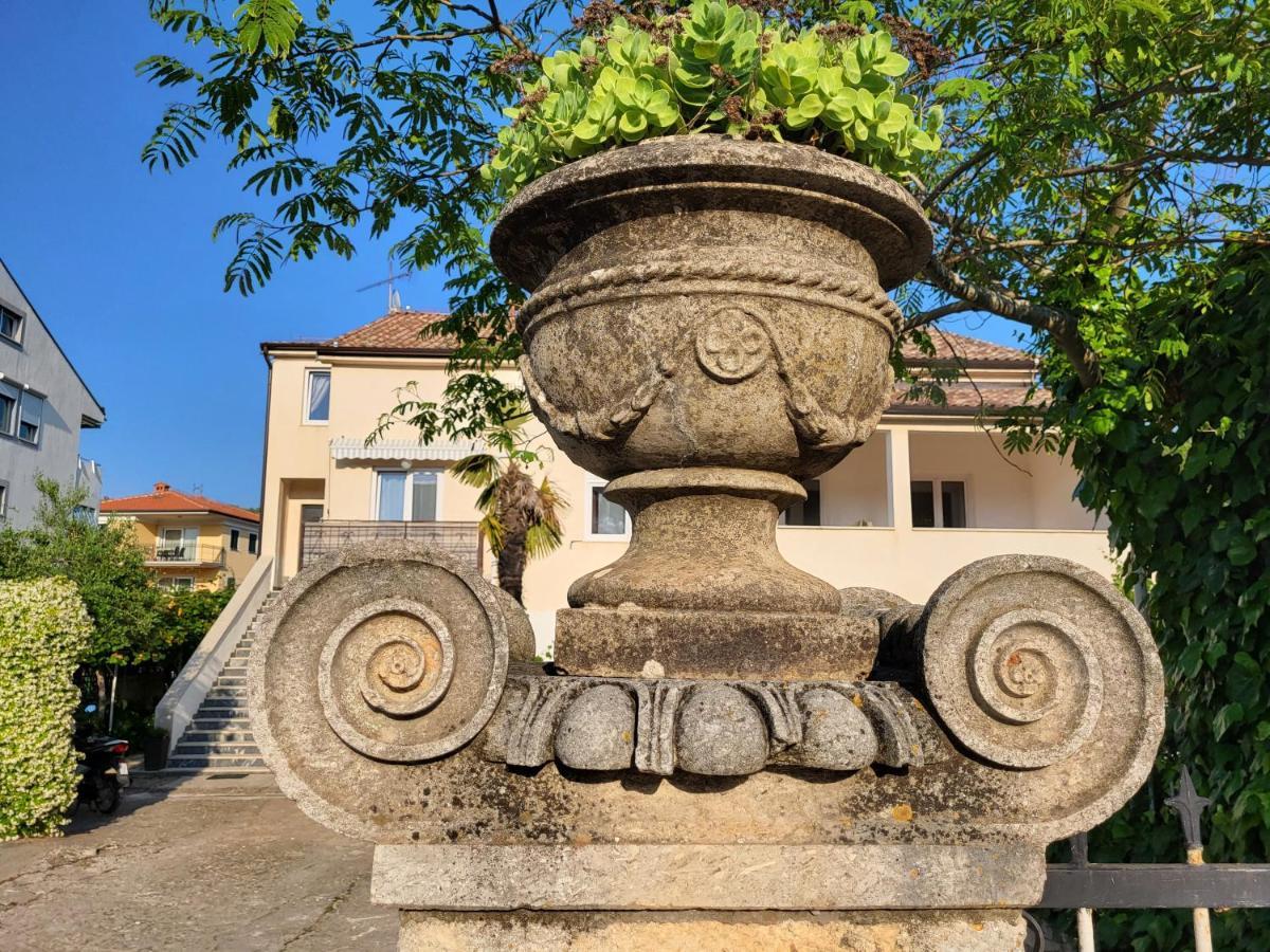Villa Salvia Rooms And Apartments Rovinj Eksteriør bilde